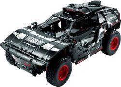 LEGO TECHNIC Audi RS Q e-tron (42160)