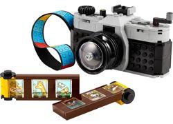 LEGO CREATOR 3-in-1 Retro Camera (31147)