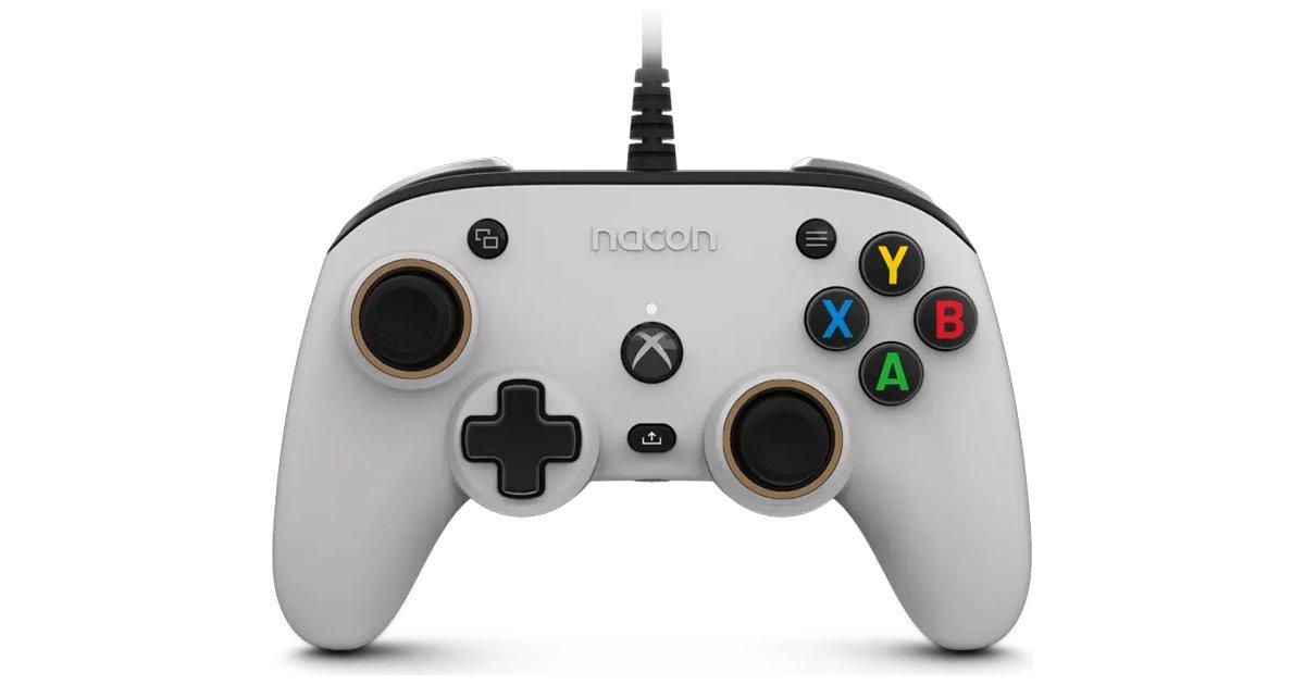 Nacon Pro Compact Controller (White) - Multicom