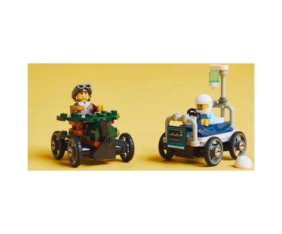 LEGO Airplane vs. Hospital Bed Race Car Pack - slika 3