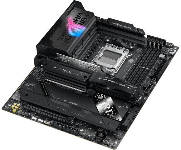 ASUS ROG STRIX X870E-E GAMING WIFI - slika 8