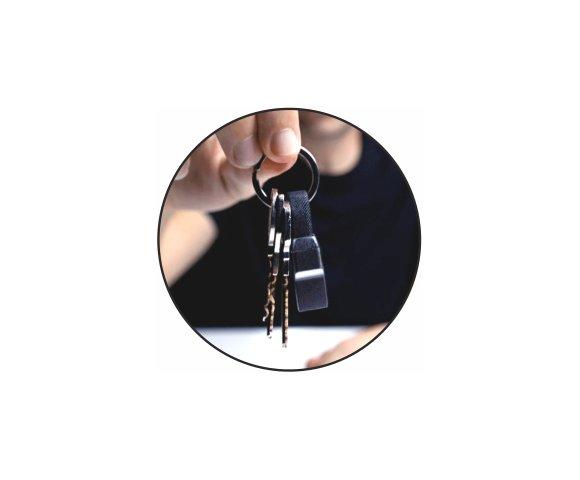 Swissten USB-C / Lightning 9.7cm Magnetic keychain - slika 3