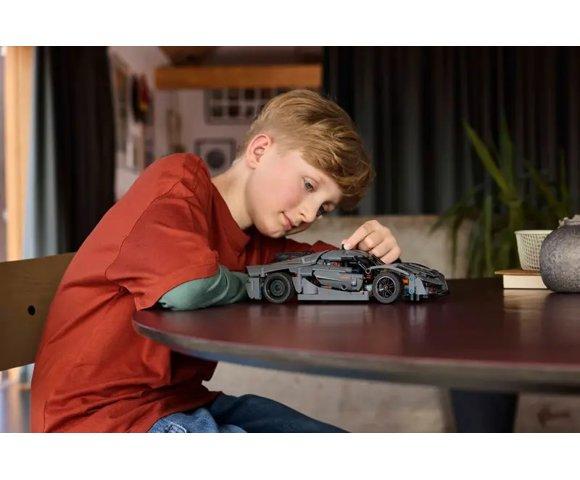 LEGO Koenigsegg Jesko Absolut Grey Hypercar - slika 9