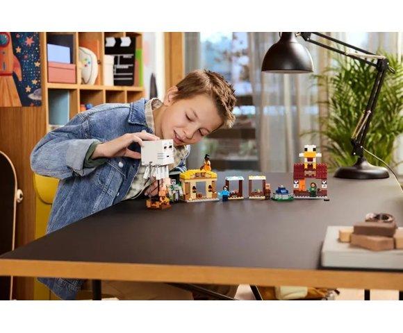 LEGO The Ghast Balloon Village Attack - slika 9