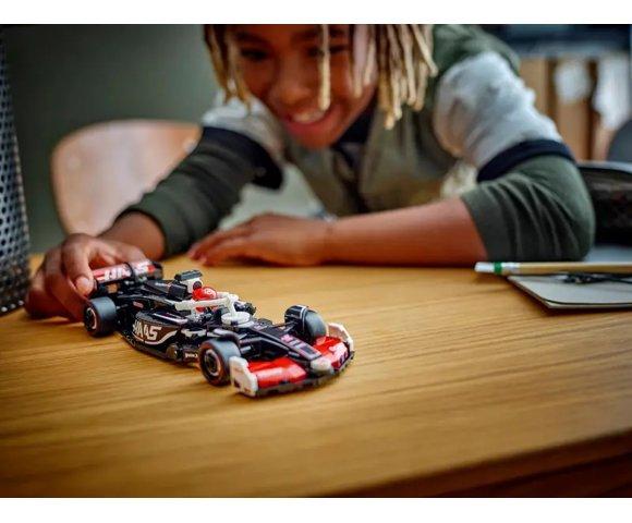 LEGO MoneyGram Haas F1 Team VF-24 Race Car - slika 6