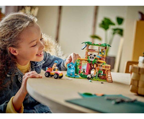 LEGO Panda Sanctuary Animal Care - slika 4