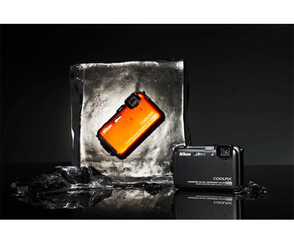 Nikon AW100 black - Multicom