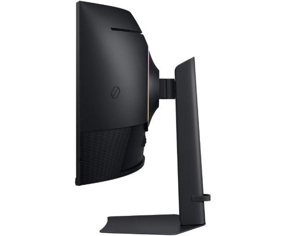 SAMSUNG Odyssey G75F WUHD 180Hz monitor - slika 6