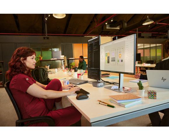 HP Series 7 Pro 27 inch 4K Thunderbolt 4 Monitor - 727pk - slika 6