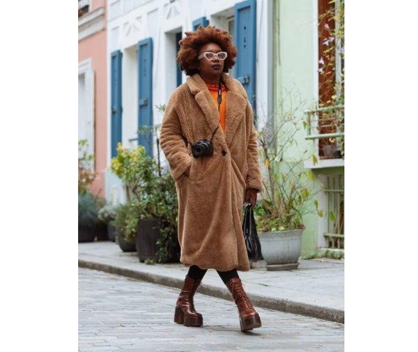 Canon EOS R50 18-45 Travel Kit