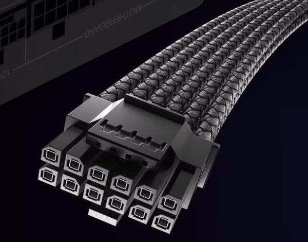 CORSAIR RM750x 750W napajanje