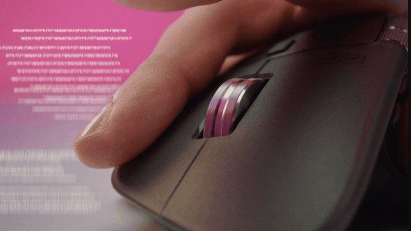 Logitech MX Master 4 Graphite miš
