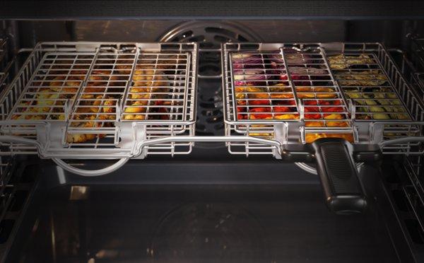 Beko BBIMZ7300BD ugradna rerna