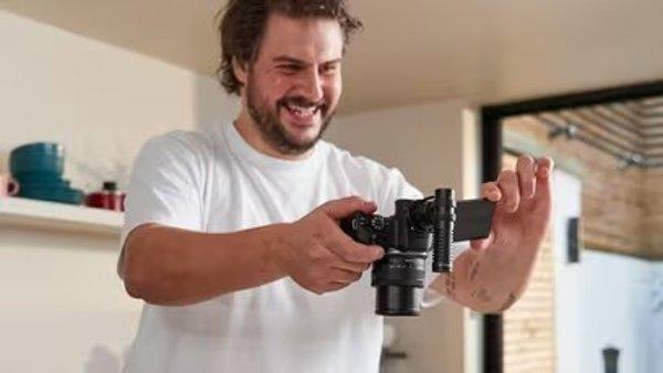 Canon EOS R50 18-45 Travel Kit