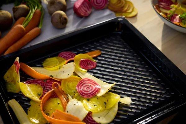 Bosch HBG536EB4 ugradna rerna