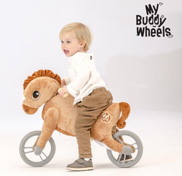 Yvolution 101231 konj