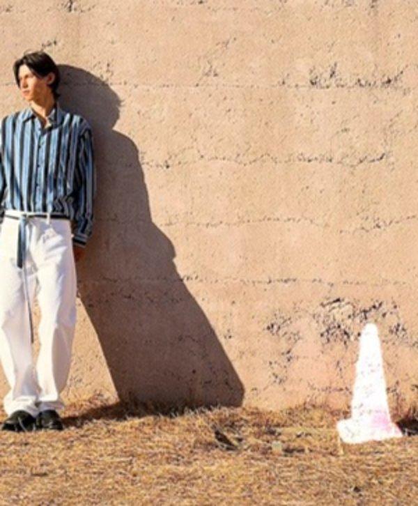 Apple iPhone 17 Pro 1TB Deep Blue smartphone