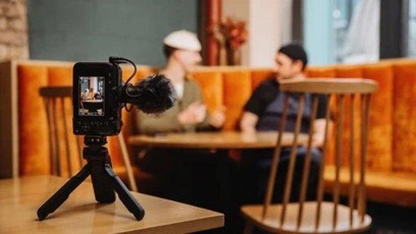 Canon EOS R50 V V5 + RFS 14-30