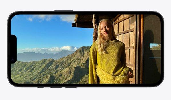 Apple iPhone 17e 256GB Soft Pink smartphone