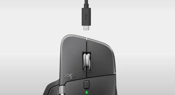 Logitech MX Master 4 Graphite miš