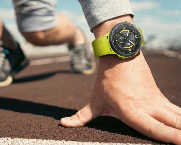HiFuture Mix3 Yellow smartwatch