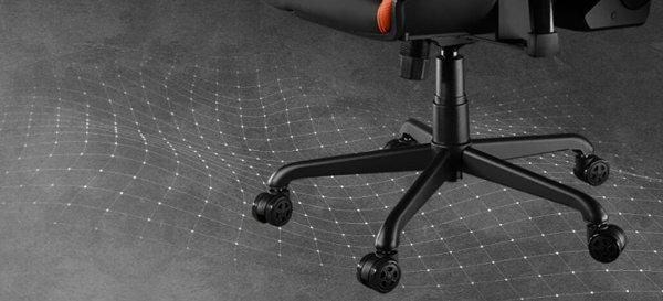 Cougar HOTROD Black gaming stolica