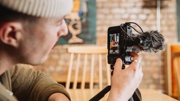 Canon EOS R50 V V5 + RFS 14-30