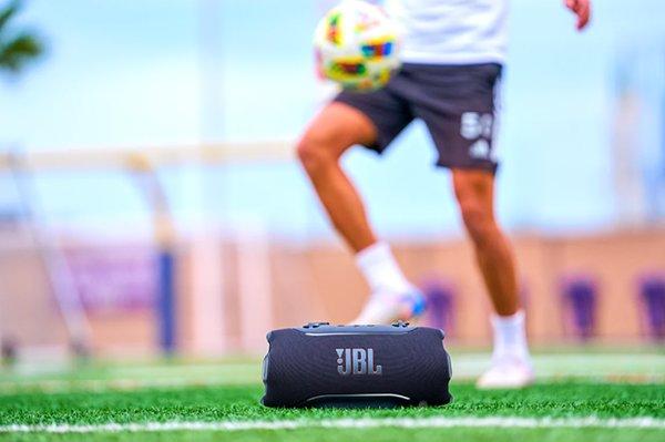 JBL Xtreme 5 Black zvučnik