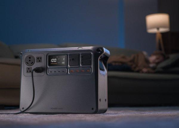 DJI Power 2000 power stanica