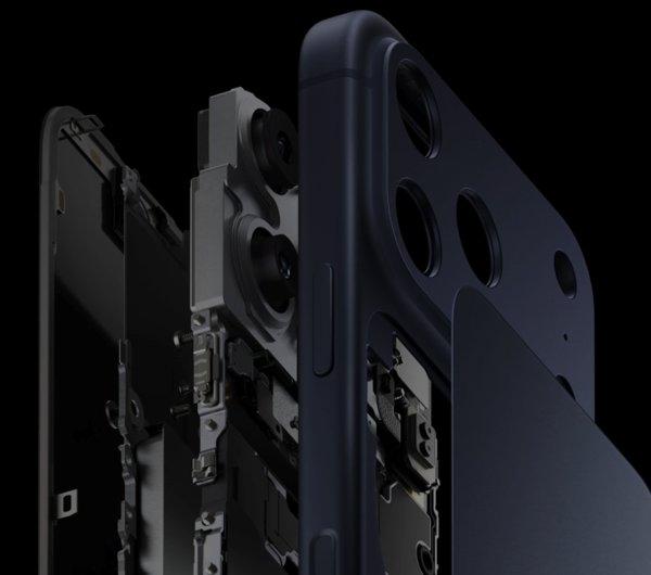 Apple iPhone 17 Pro 1TB Deep Blue smartphone