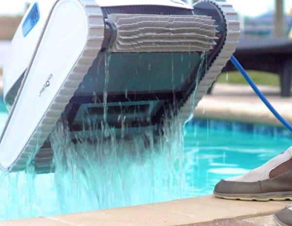 Robotic DOLPHIN S200