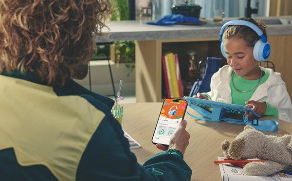 JBL Junior 470NC Pink