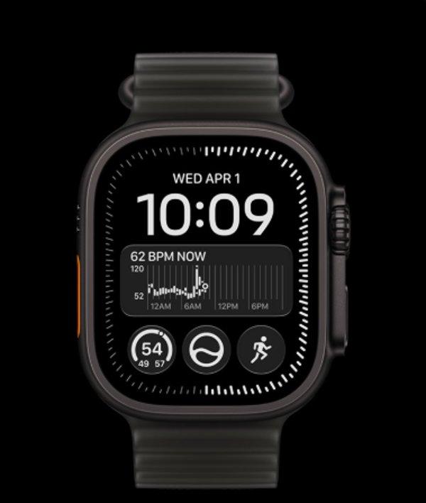 Apple Watch Ultra 4 GPS + Cellular Natural Titanium (Desert Alpine Loop L)