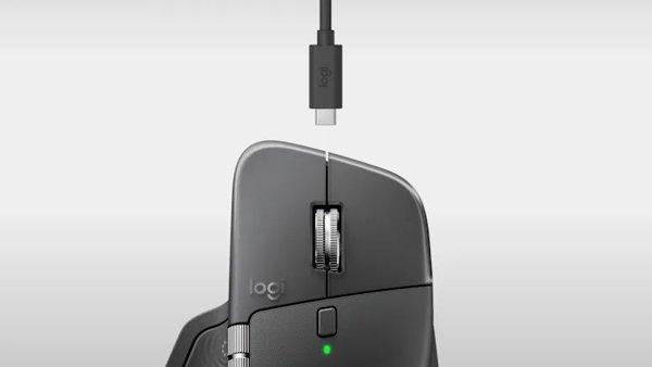 Logitech MX Master 4 Graphite miš