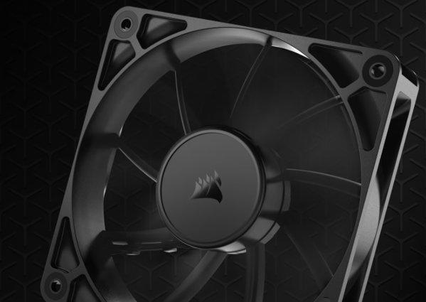 Corsair NAUTILUS 360 RS vodeno hlađenje