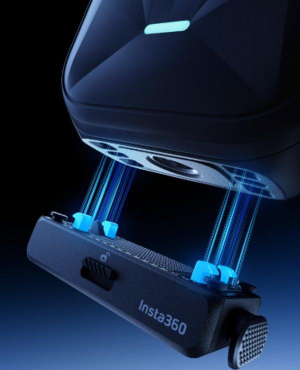 Insta360 X5 Snowboard Bundle