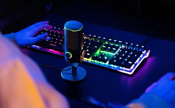 JBL QUANTUM STREAM STUDIO