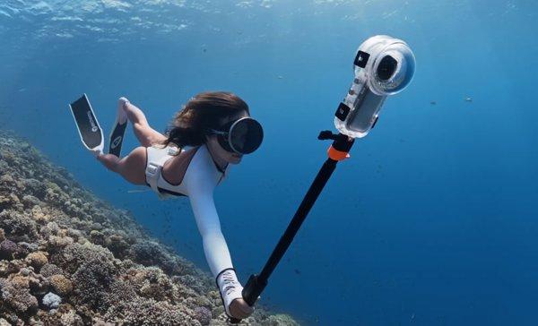 Insta360 Underwater Selfie Stick with Remote