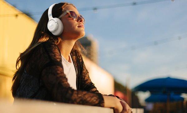 JBL Tune 780NC Black slušalice