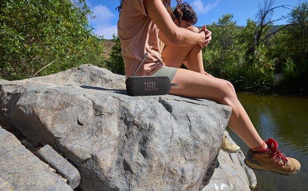 JBL Tuner 3 Black bluetooth radio