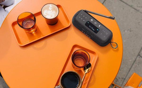 JBL Tuner 3 Black bluetooth radio
