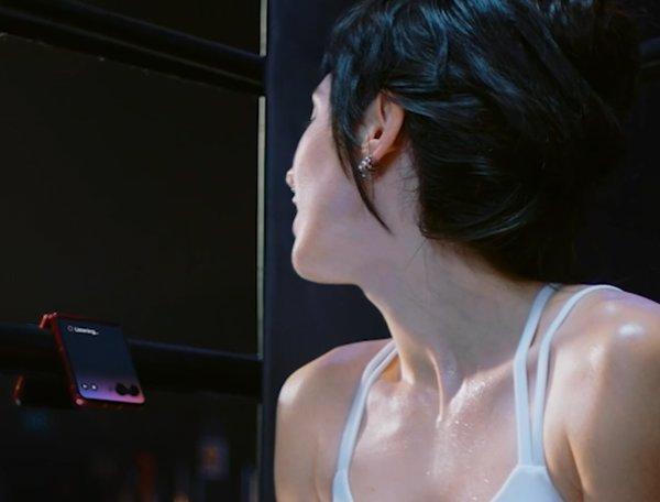 MOTOROLA RAZR 60 Ultra 16GB 512GB Scarab smartphone