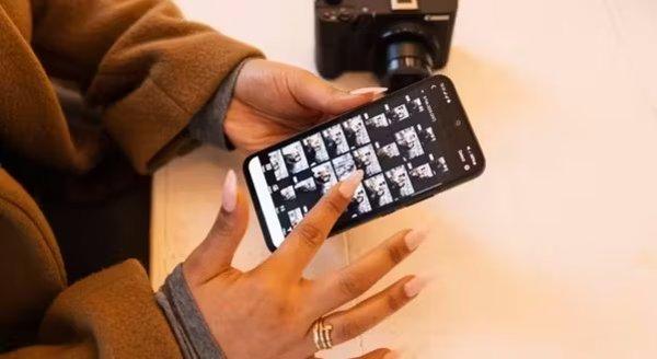 Canon PowerShot V1 Premium Vlog Kit