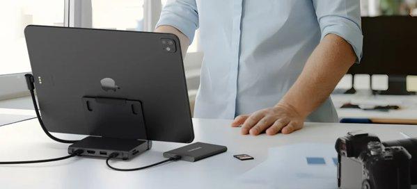 Satechi OntheGo Foldable Stand Hub