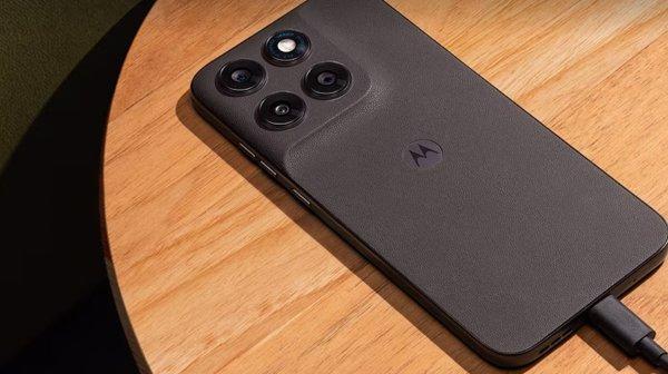 Motorla Moto G77 8GB 256GB Shaded Spruce smartphone