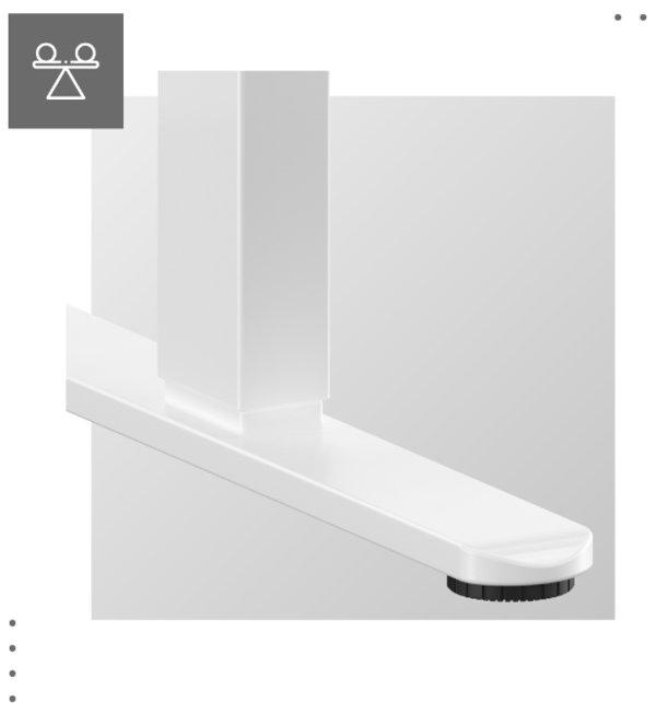Mark Adler Leader 7.0 White standing desk