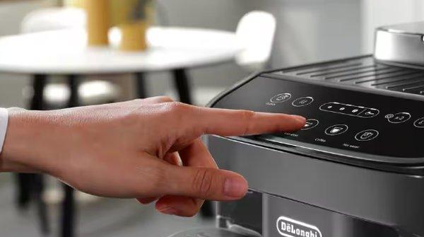 DeLonghi Magnifica Evo ECAM290.51.B aparat za kafu