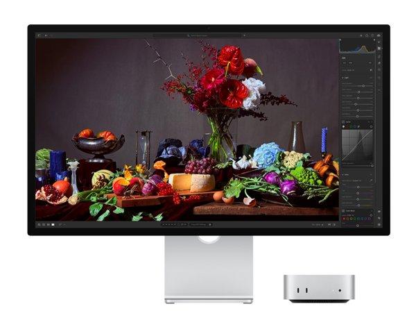 Apple Studio Display Standard Glass monitor