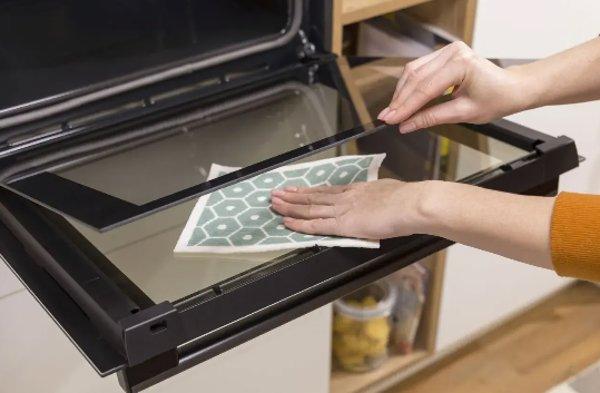 Gorenje BOP6737E02BK ugradna pećnica