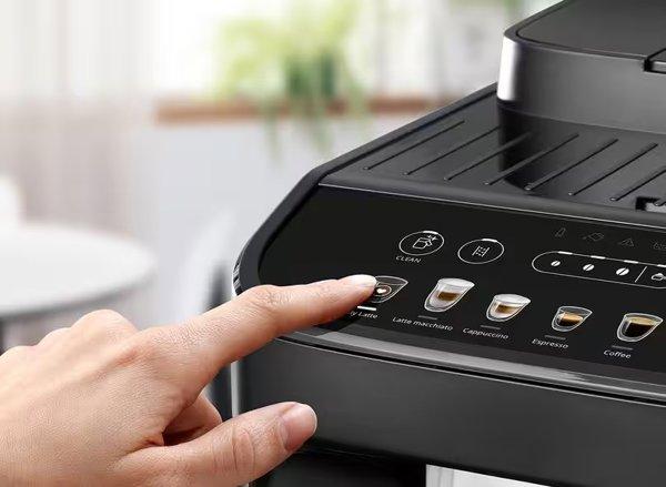 DeLonghi Magnifica Evo Titanium aparat za kafu